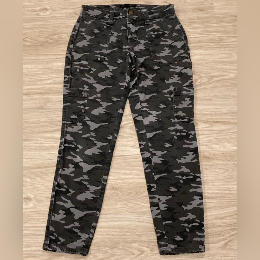 Banana Republic Gray Camouflage Pants